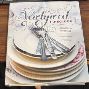 Logitech The Newlywed Cookbook - Elegant White and Silver